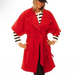 LES JUMELLES ANTWERP: NEW RED MALIA GILET: Short-sleeved trench. OS